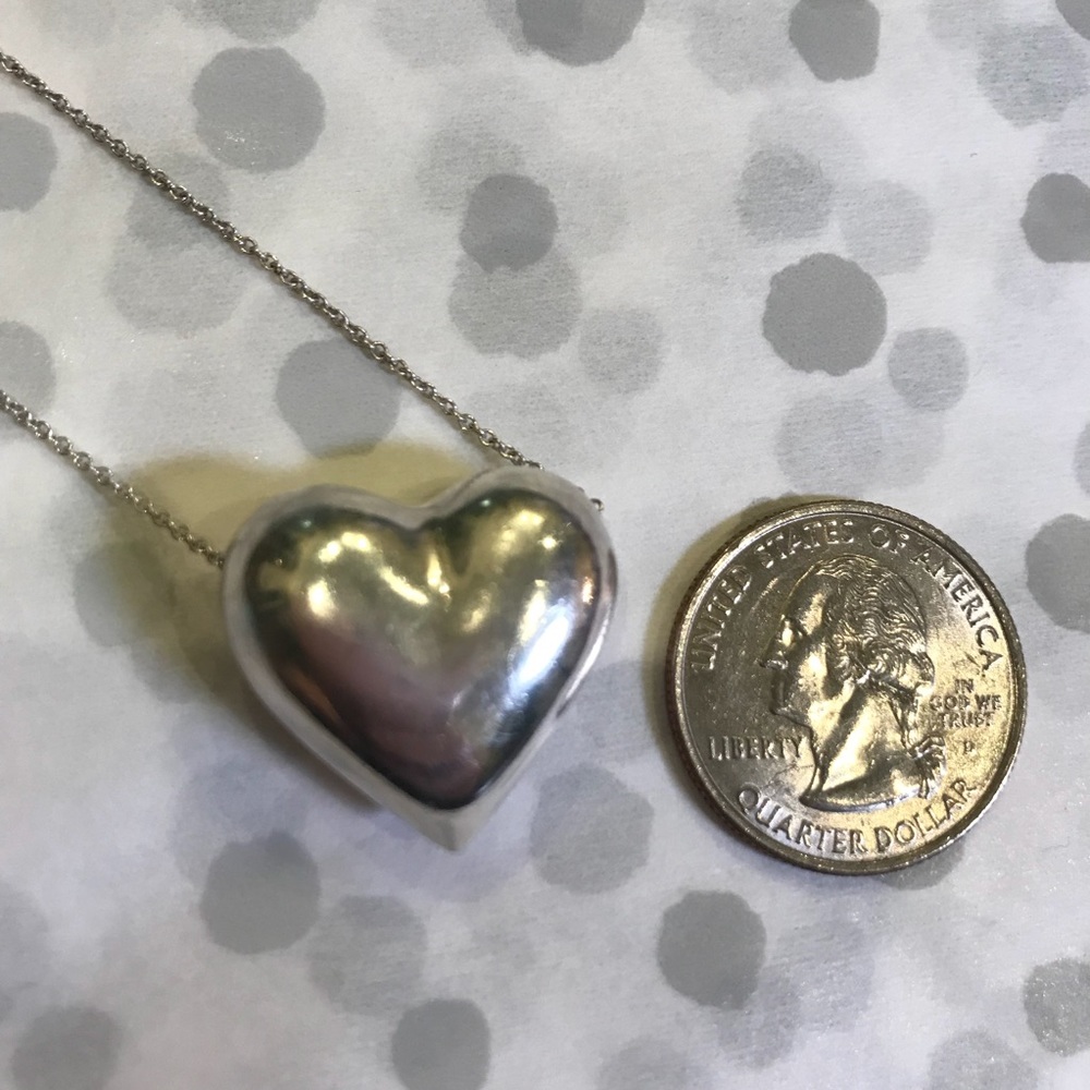 Rare Vintage Tiffany & Co Puff Heart Necklace ✨ - Picture 5 of 8
